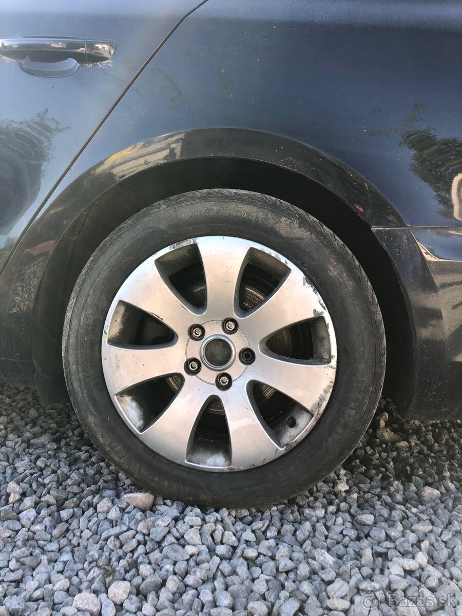 Rozpredám Superb 2 Facelift - 5