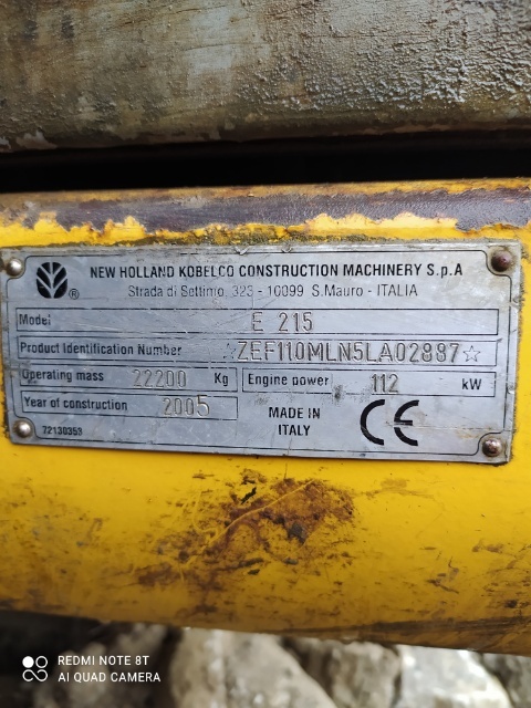 New Holland E215 - 5