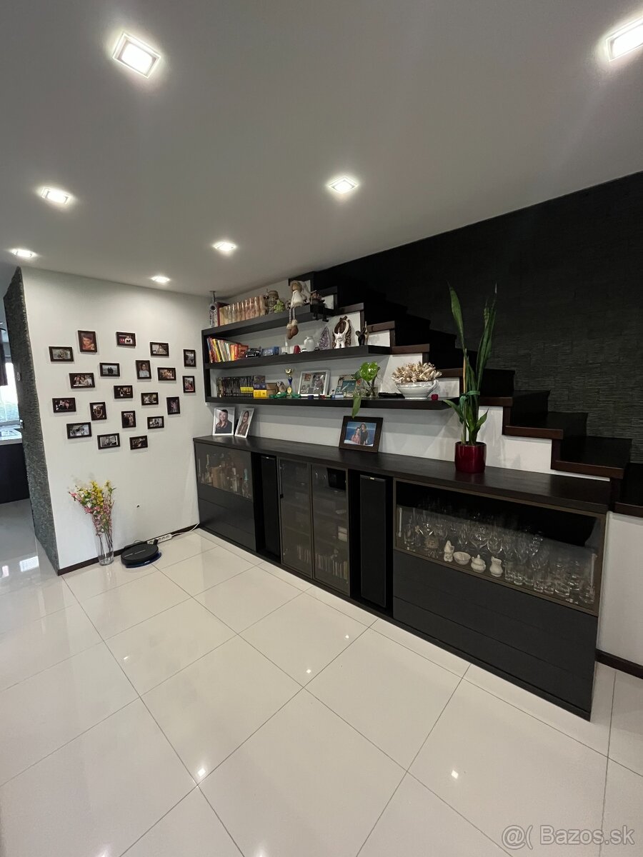 Predám dom v Bratislave-Nové Mesto - 5