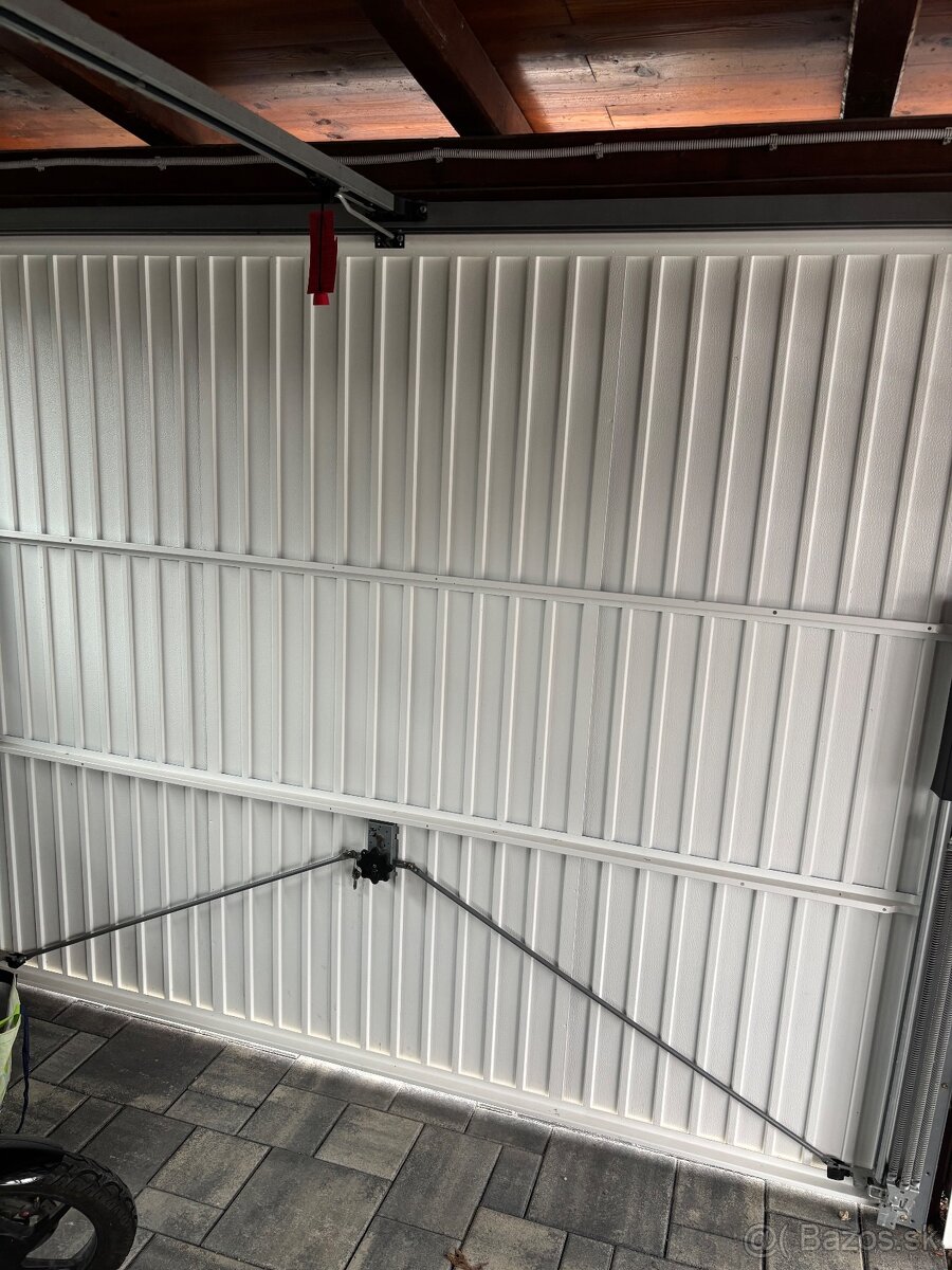 Predam garazovu branu hormann ecostar - 5
