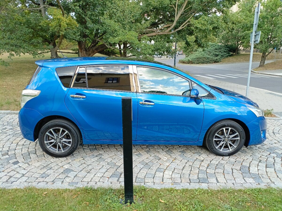 Toyota Verso 1.8 benzin AUTOMAT 7mist - 5