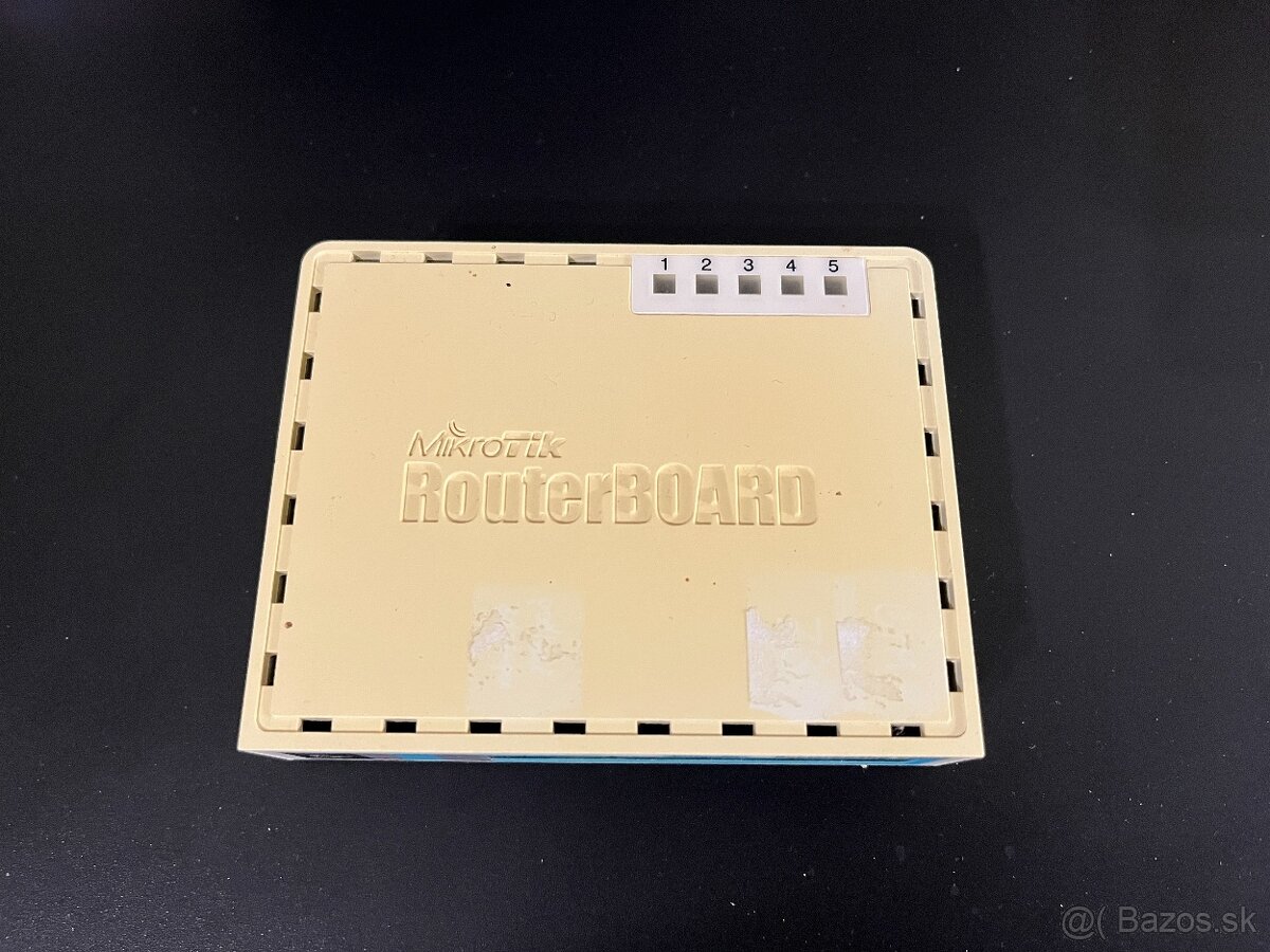 Mikrotik RouterBOARD 250GS Switch - 5