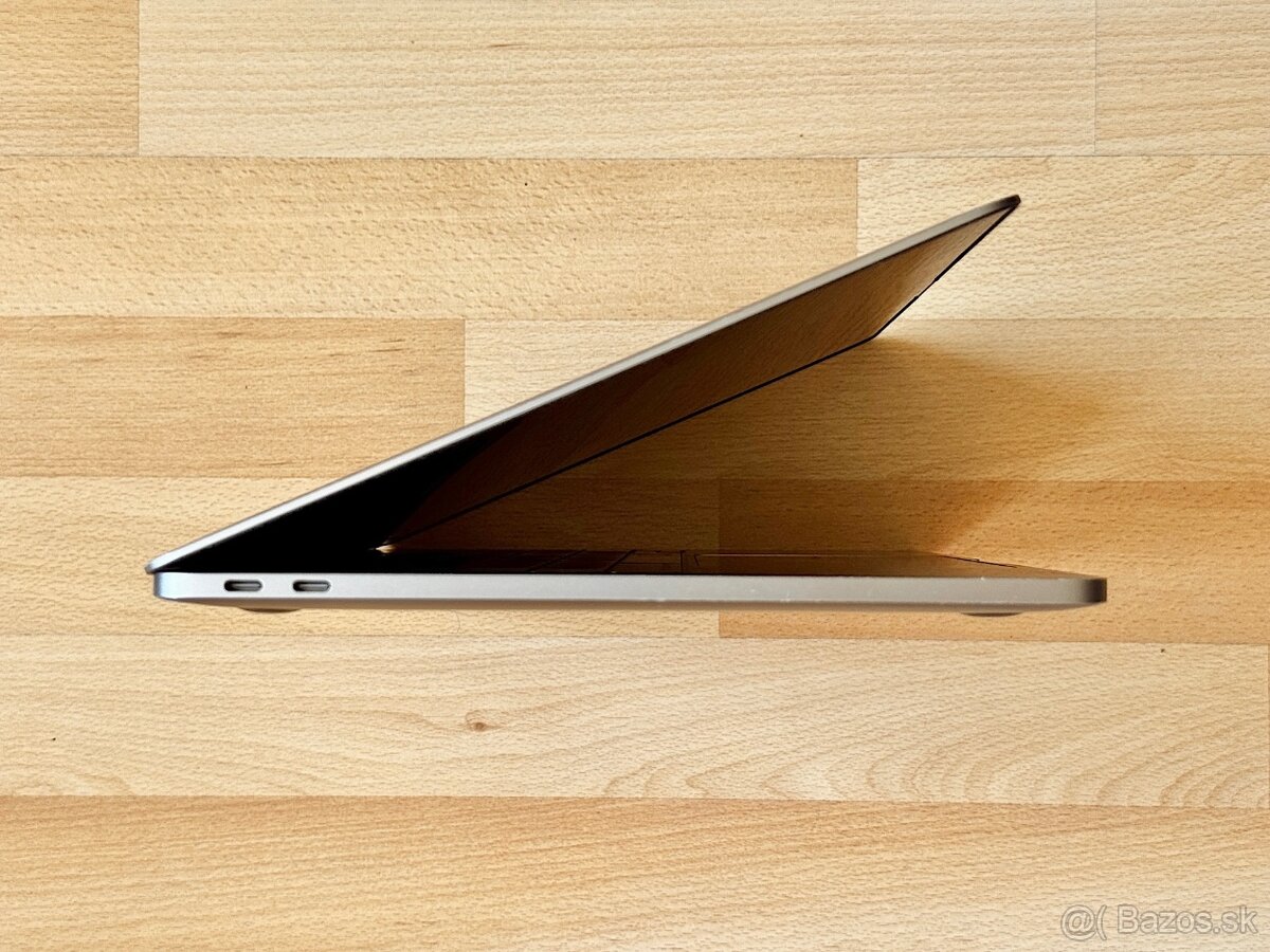 MacBook Pro 13", NOVÁ BATERKA, Komplet balenie - 5