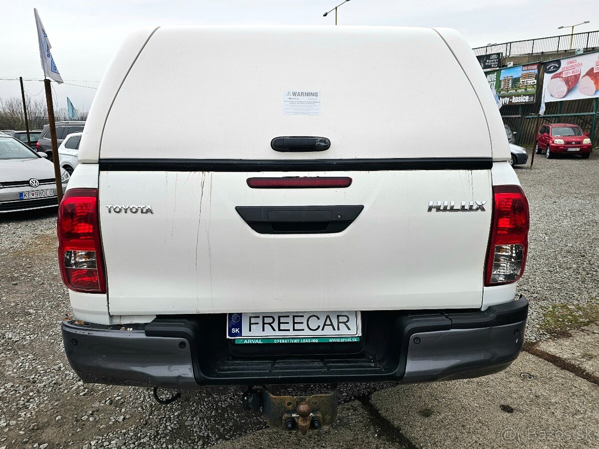 Toyota Hilux DC 2.4 I D-4D Active Rezervované