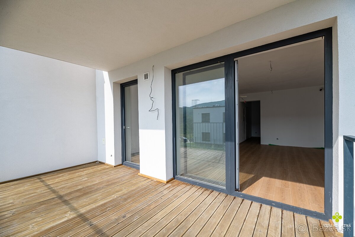 2-izbový byt s terasou a vlastnou záhradkou – Bojnice - 5