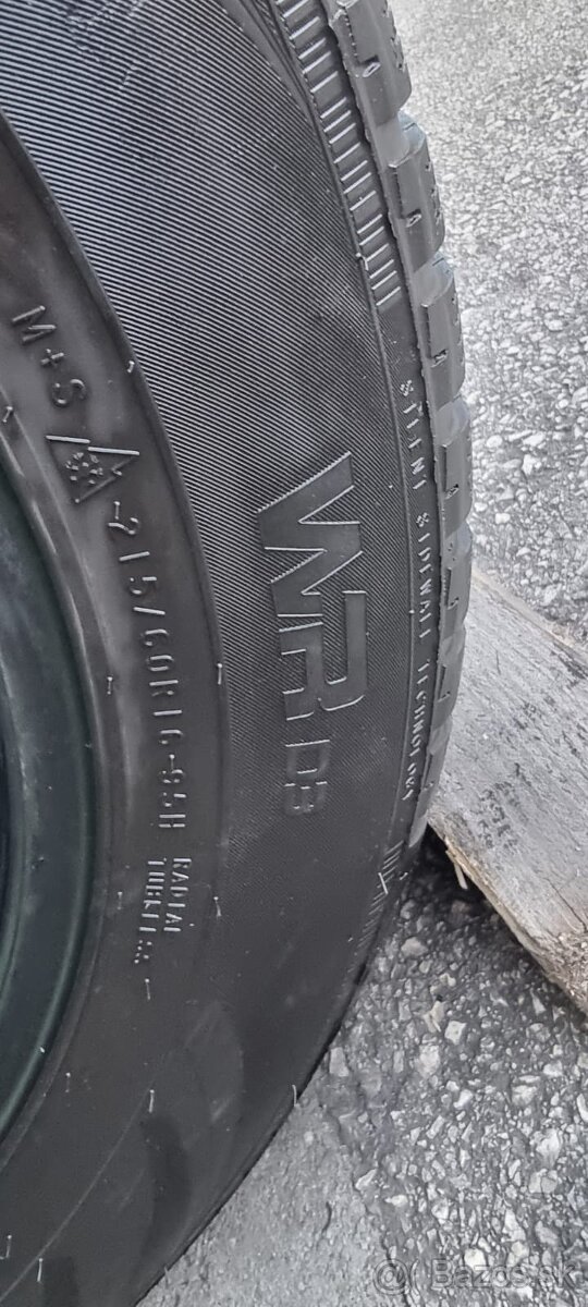 Zimné pneumatiky nokian 215/60R16 - 5