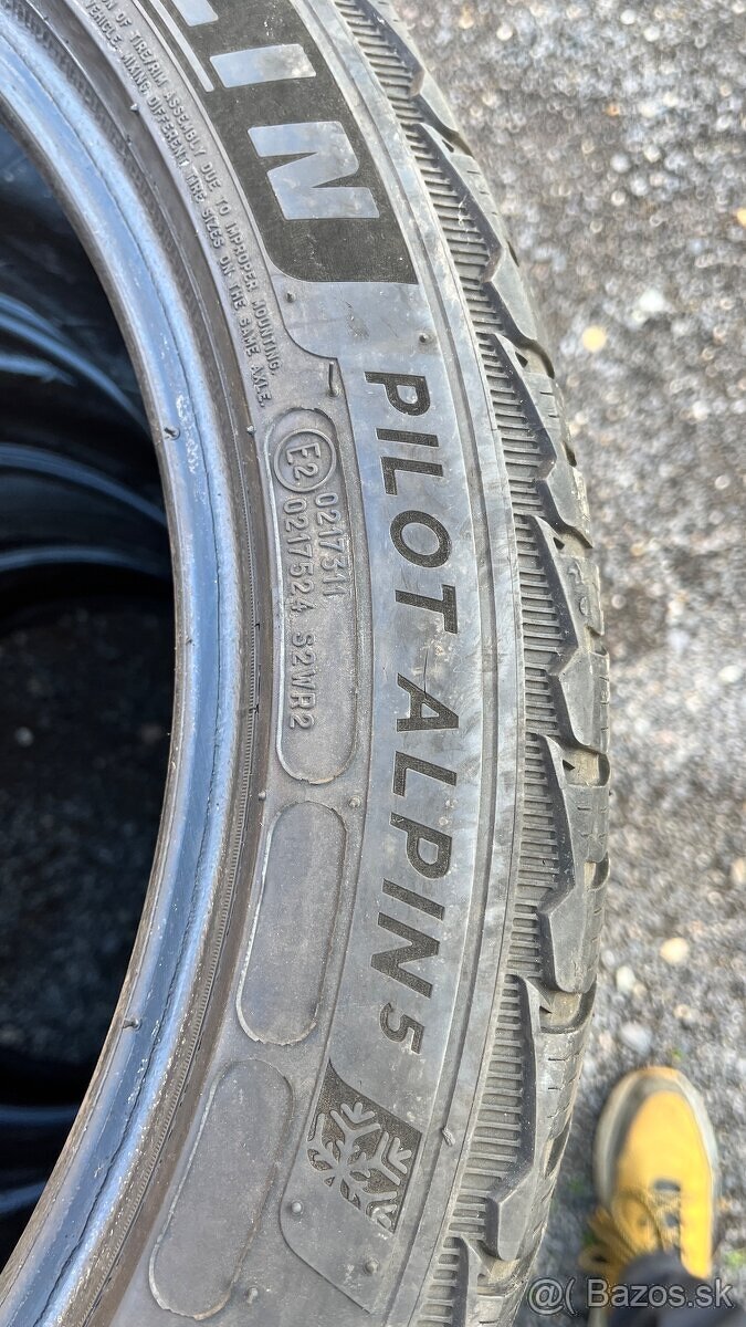 Zimné 245/40 r18 Michelin - 5