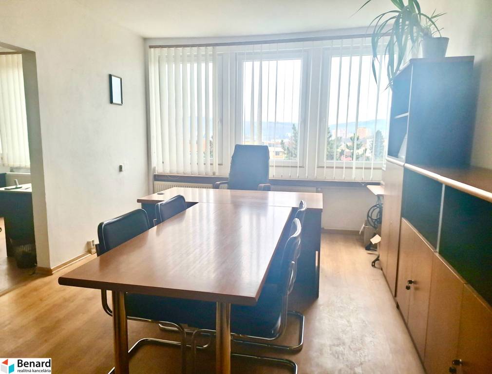 NA PRENÁJOM KANCELÁRSKY PRIESTOR, 40 M2, ŠIRŠIE CENTRUM PREŠ - 5