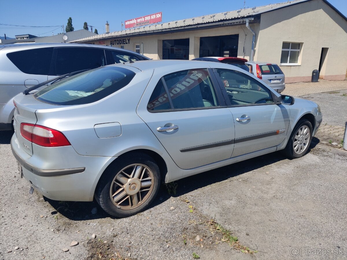 Renault Laguna - 5