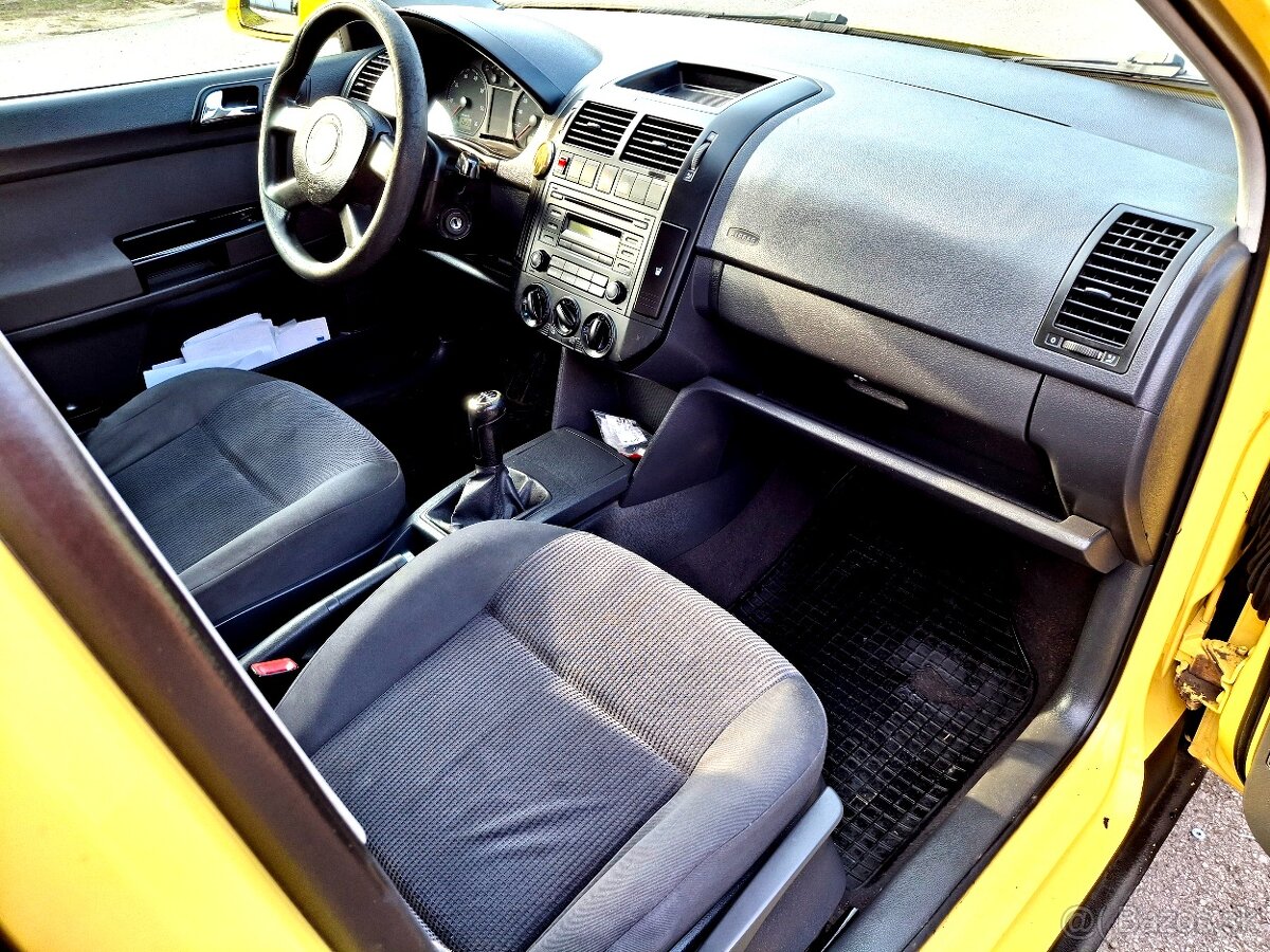 Predam Volkswagen polo 1.2 benzin rok 2007 - 5