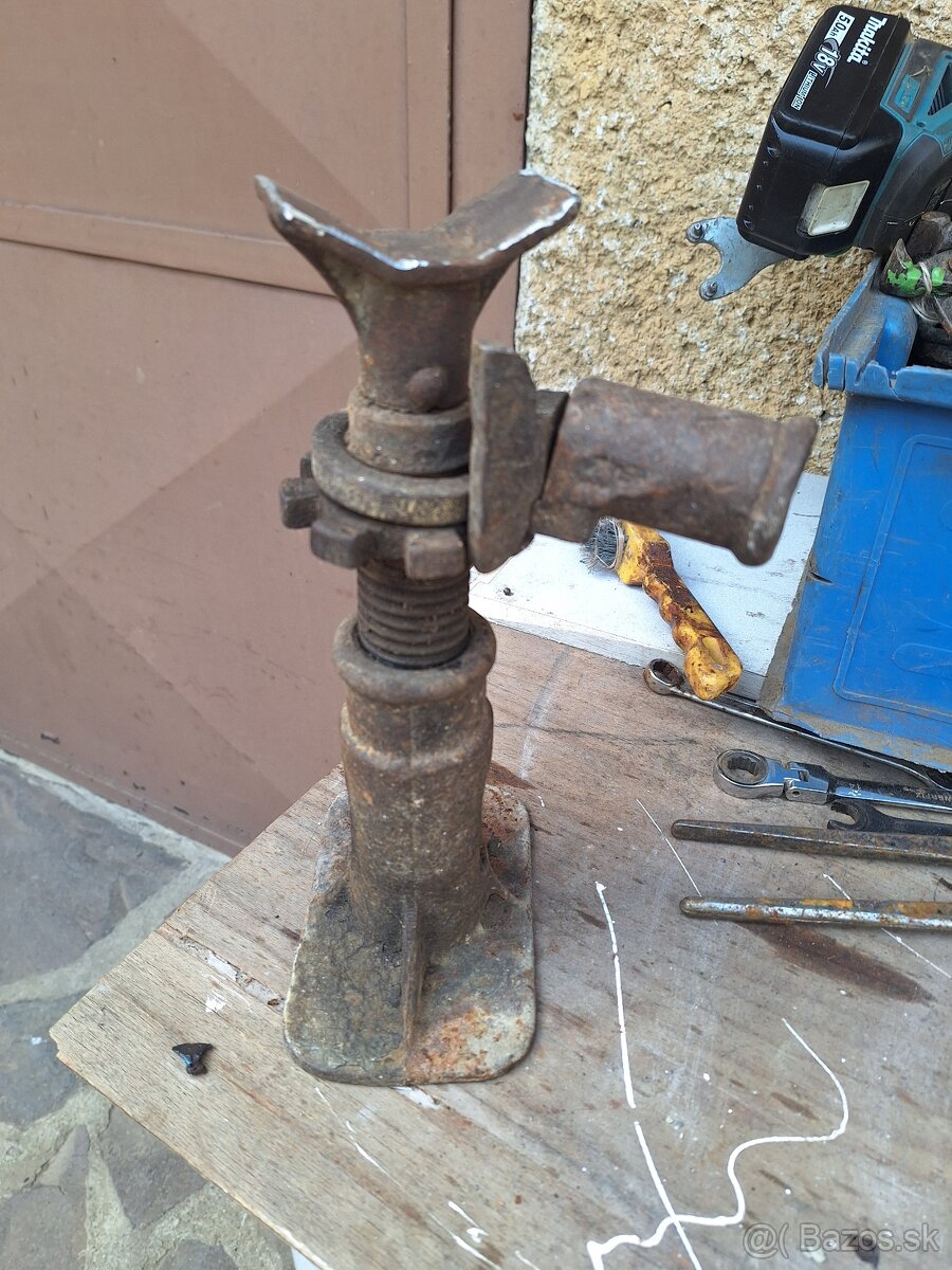 Historický zdvihak 1 - 5