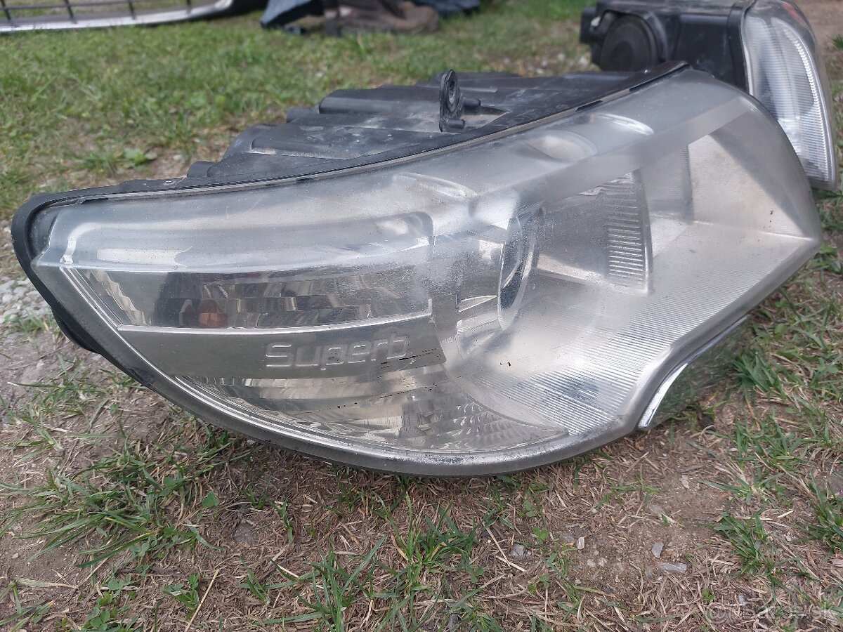 predné svetlá Superb II - 5