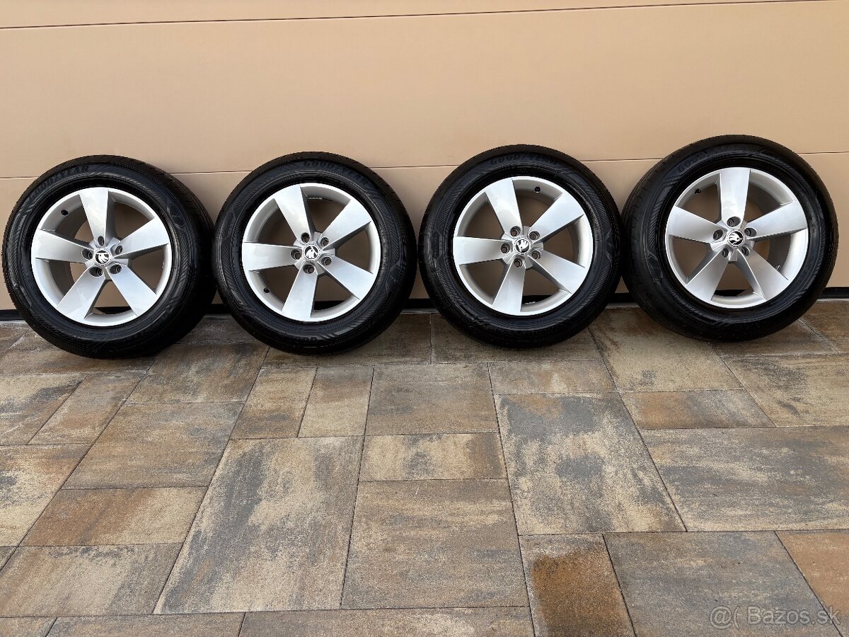 ALU DISKY SKODA5x112 R17+NOVÉ LETNE PNEU GOODYEAR 215/65 R17 - 5