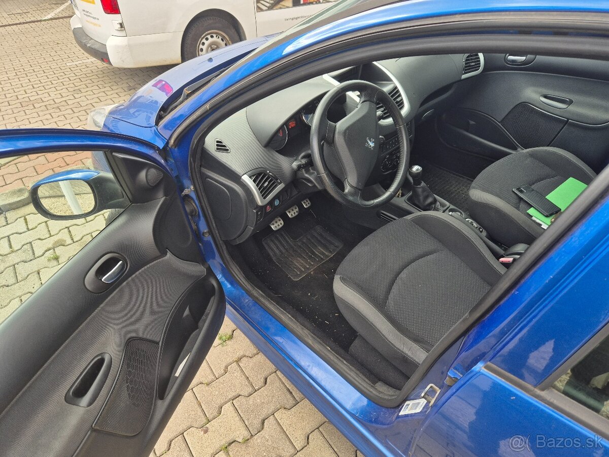 Peugeot 206 + 1,4hdi 50kw r.v 2011 - 5