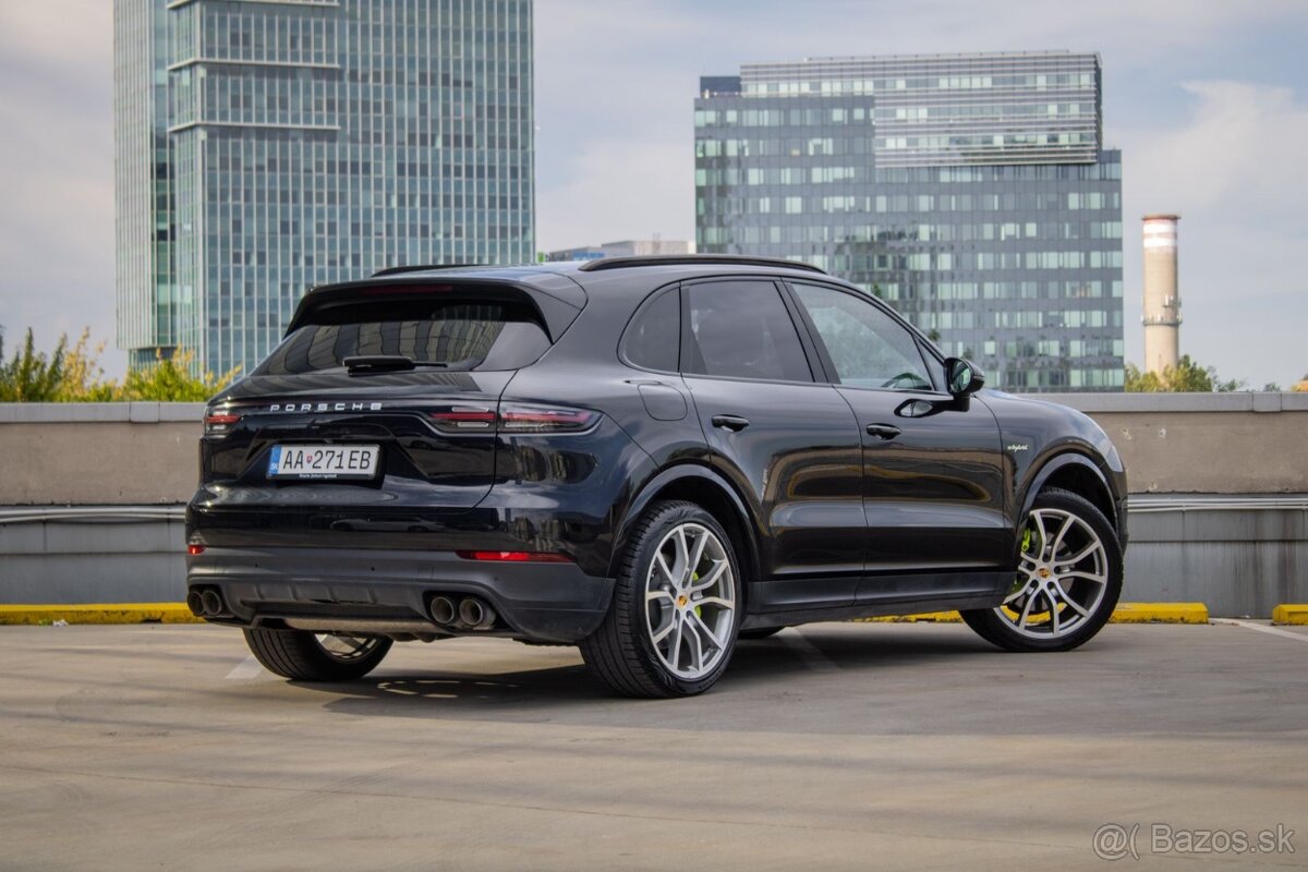 Porsche Cayenne E-Hybrid, plug-in hybrid - 5
