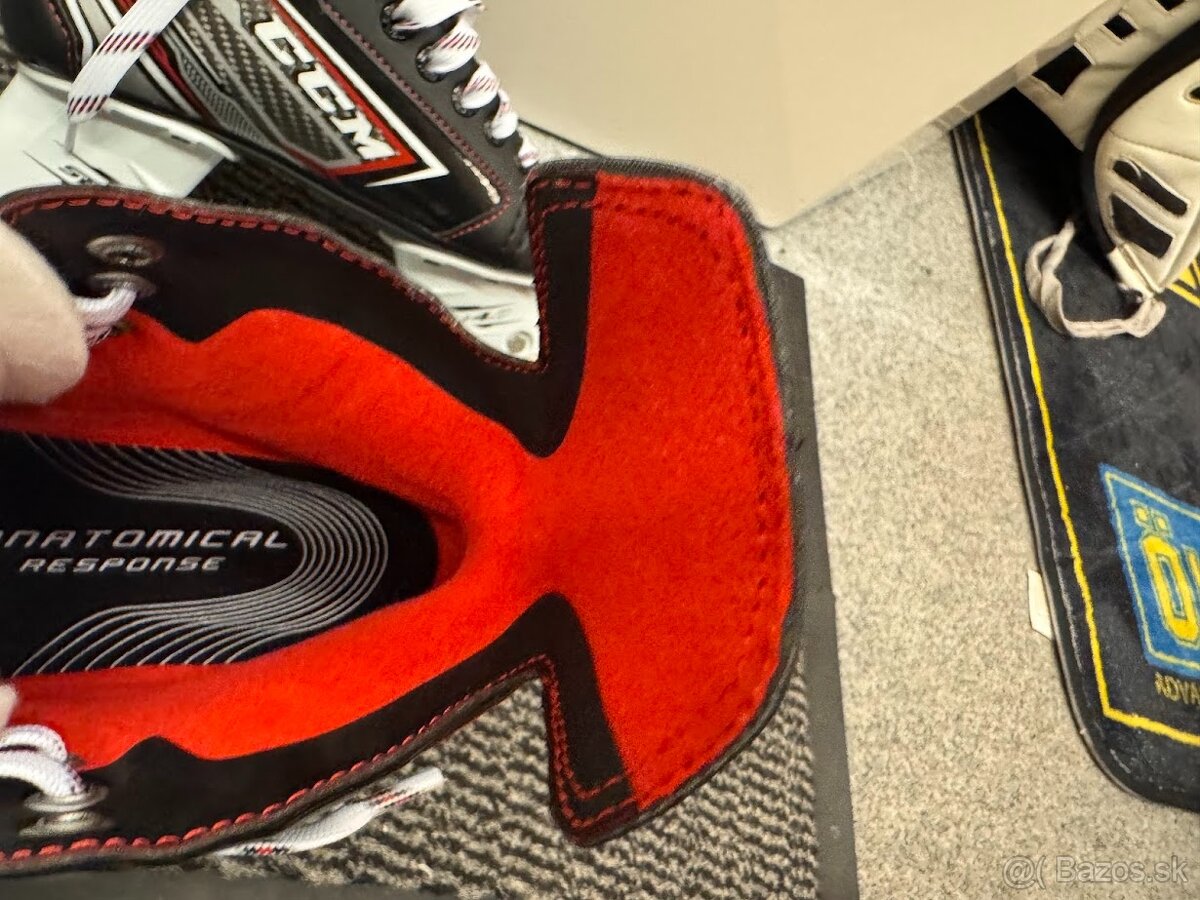 BRUSLE CCM JETSPEED FT460, vel. 36/3 D - 5