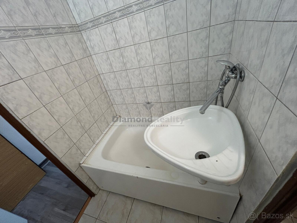 Garsónka pre 2 osoby v Nitre Chrenová - 5