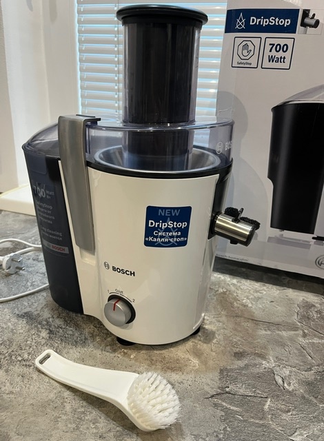 Odšťavovač Bosch MES25A0 700w - 5
