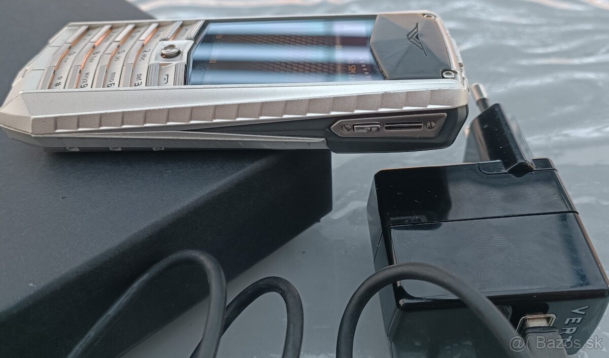 Krásný Luxusní VERTU ASCENT X Rarita, Original INVESTICE - 5