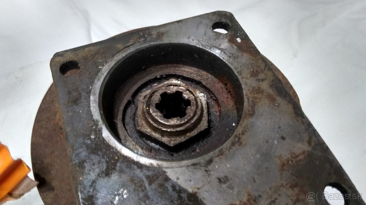 Hidraulicke cerpadlo z domcom a remenicou - 5