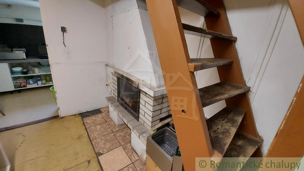 Chata na vlastnom pozemku obklopená lesmi Myjavské kopanic - 5