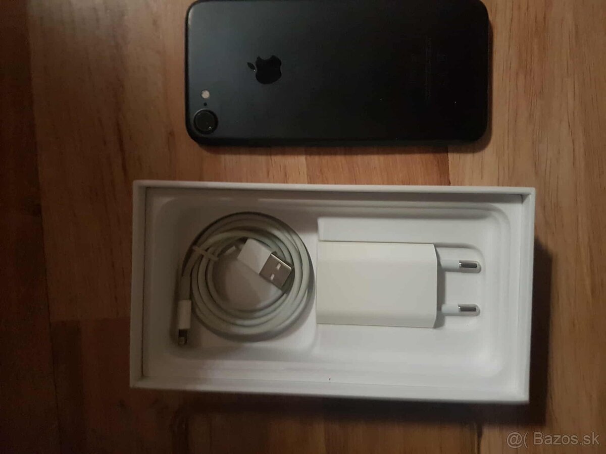 iPhone 7 top stav - 5