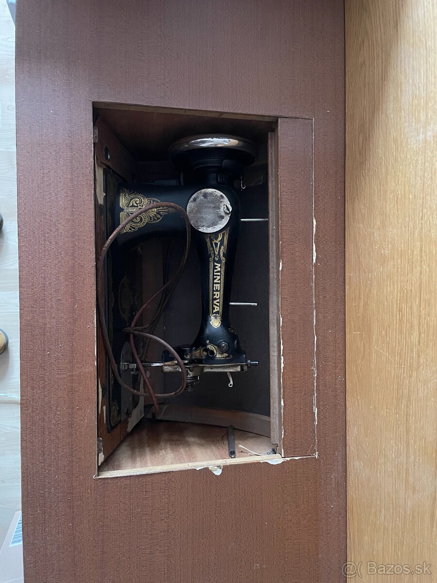 Retro šijací stroj MINERVA - - 5