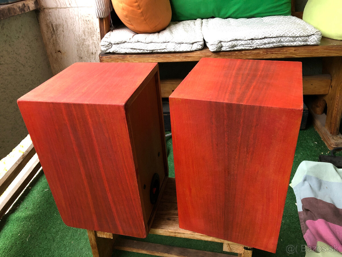 Na predaj reproduktory TESLA 15W 4ohm - 5