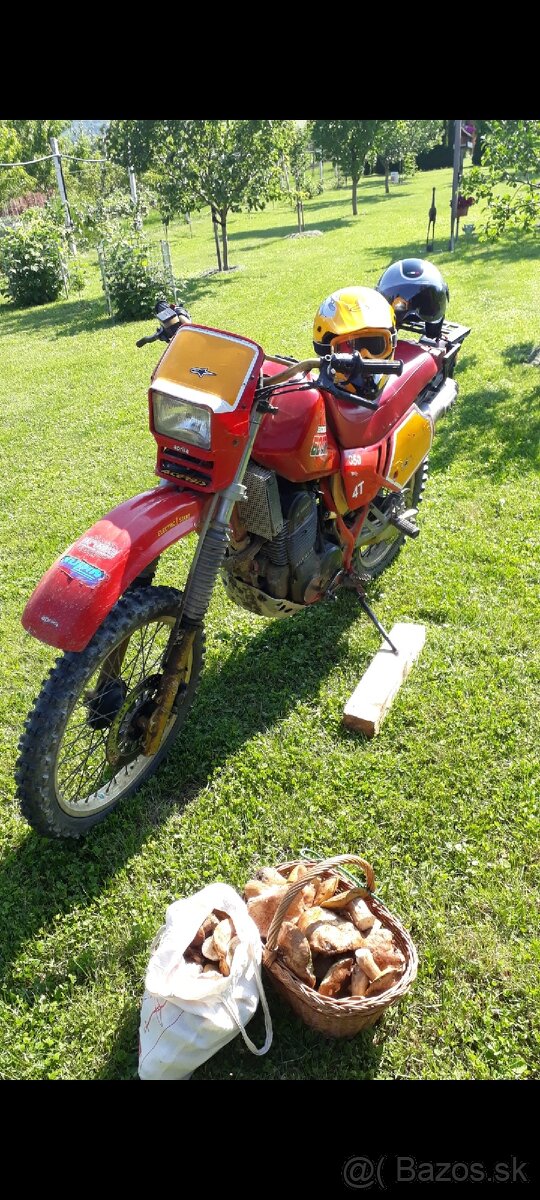 Aprília 350