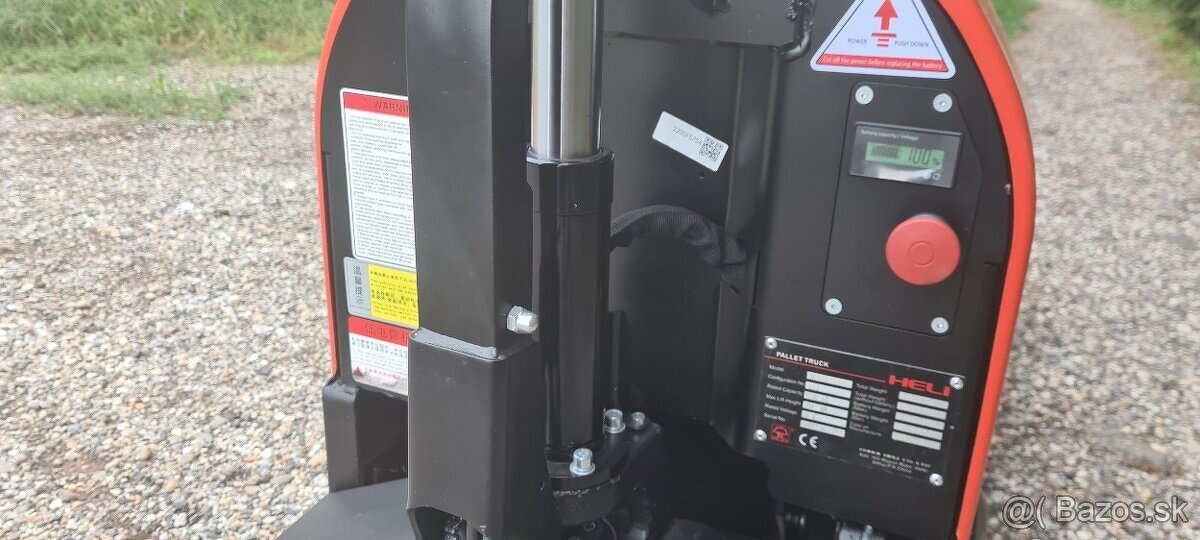 Ručne vedený elektrický paletový vozík Heli 1,5t. - 5