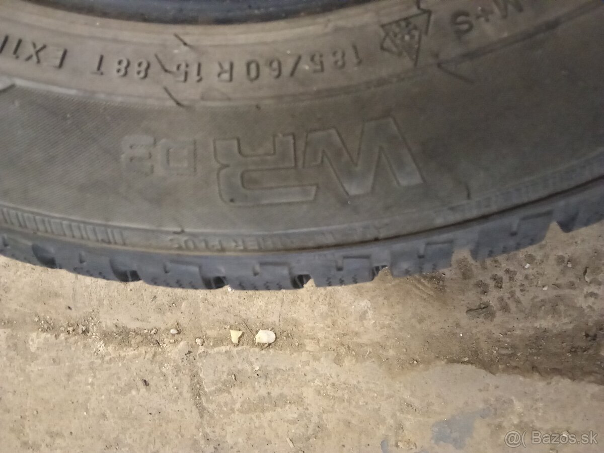 Predám 185/60 R15 zimné - 5