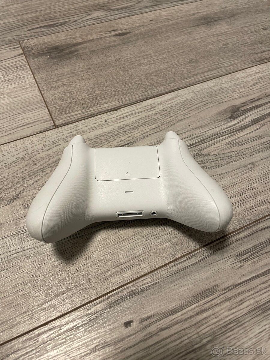 Úplne nové, nepoužité Xbox ovládače - 5
