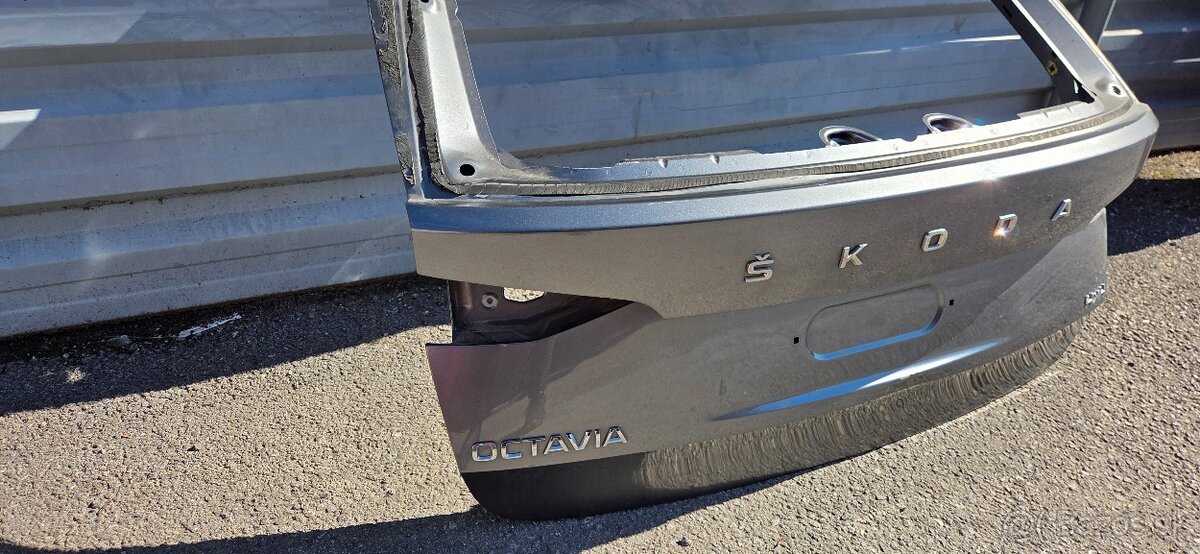 Piate kufrové dvere Octavia 4 kombi - 5