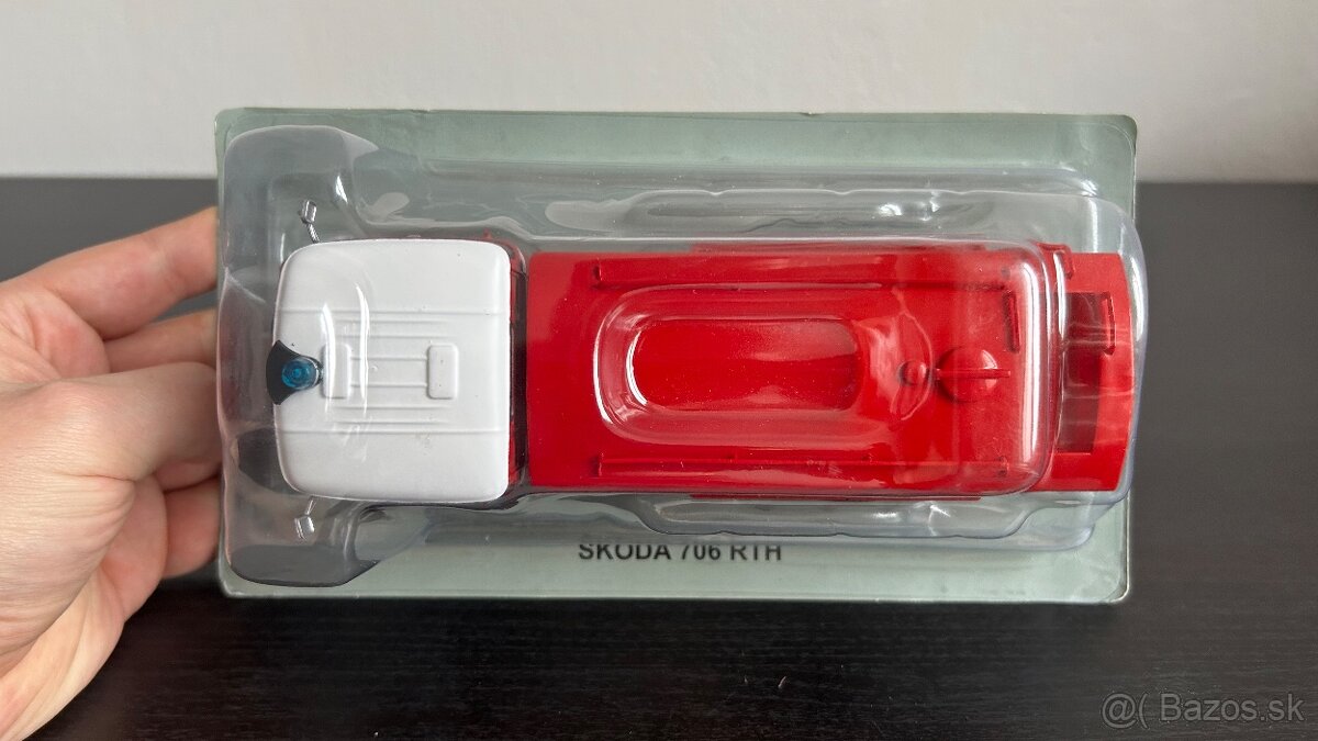 ŠKODA 706 RTH hasiči prémiový model 1/43 DeaGostini - 5