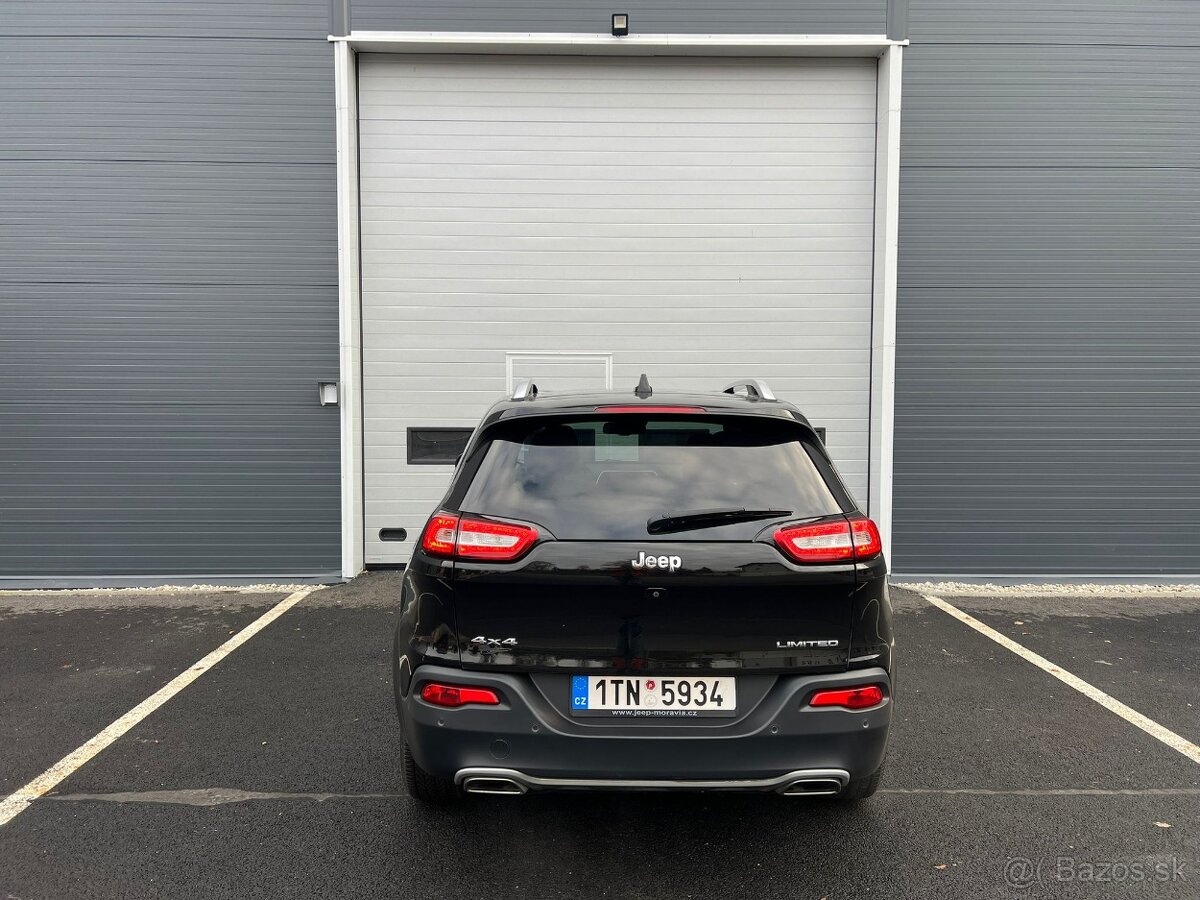 Jeep Cherokee 2.2 CRD 4x4, 88 000 km, ČR (Třinec) - 5