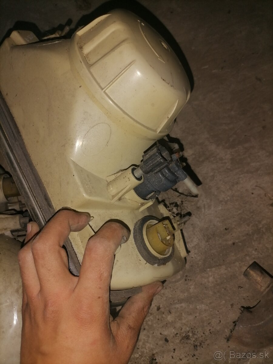 Predné svetlá škoda Favorit - 5