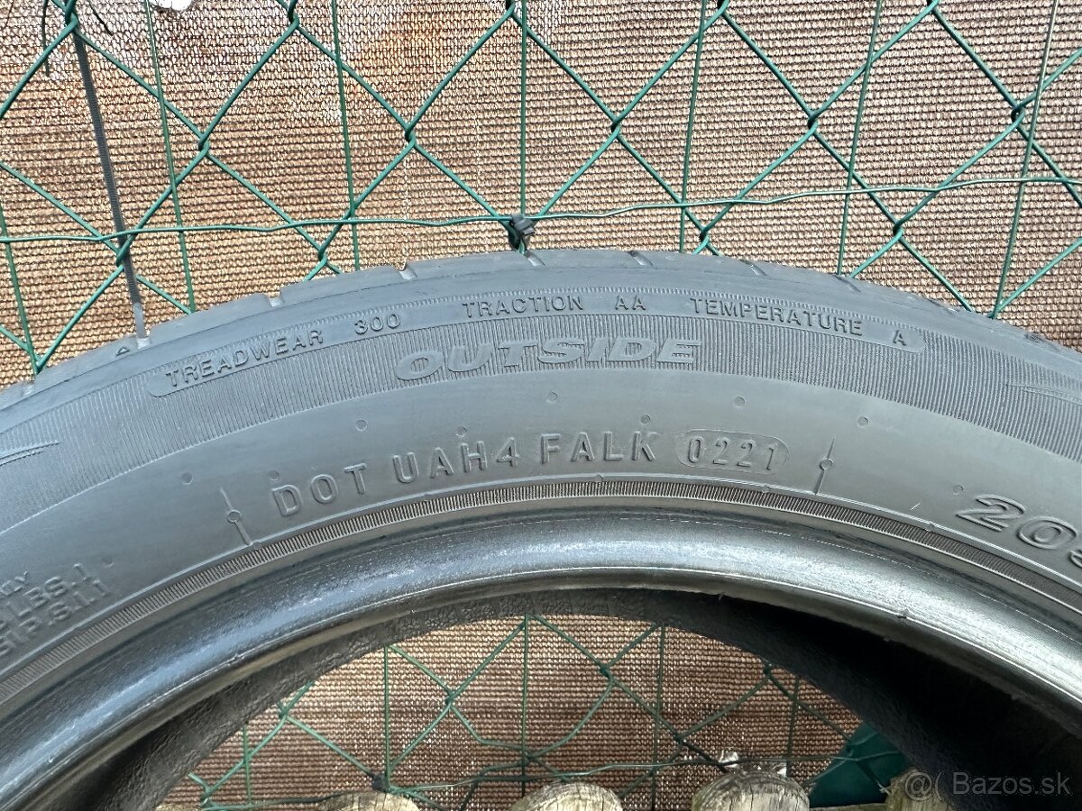 205/50 R17 89V letné NEXEN - 5