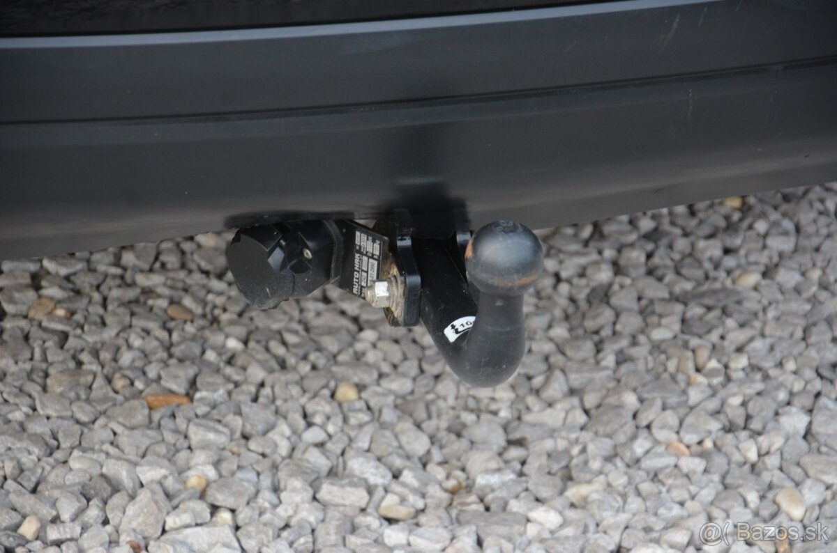 Mitsubishi Outlander 2.2 4×4 SR. voz, 7miestne - 5