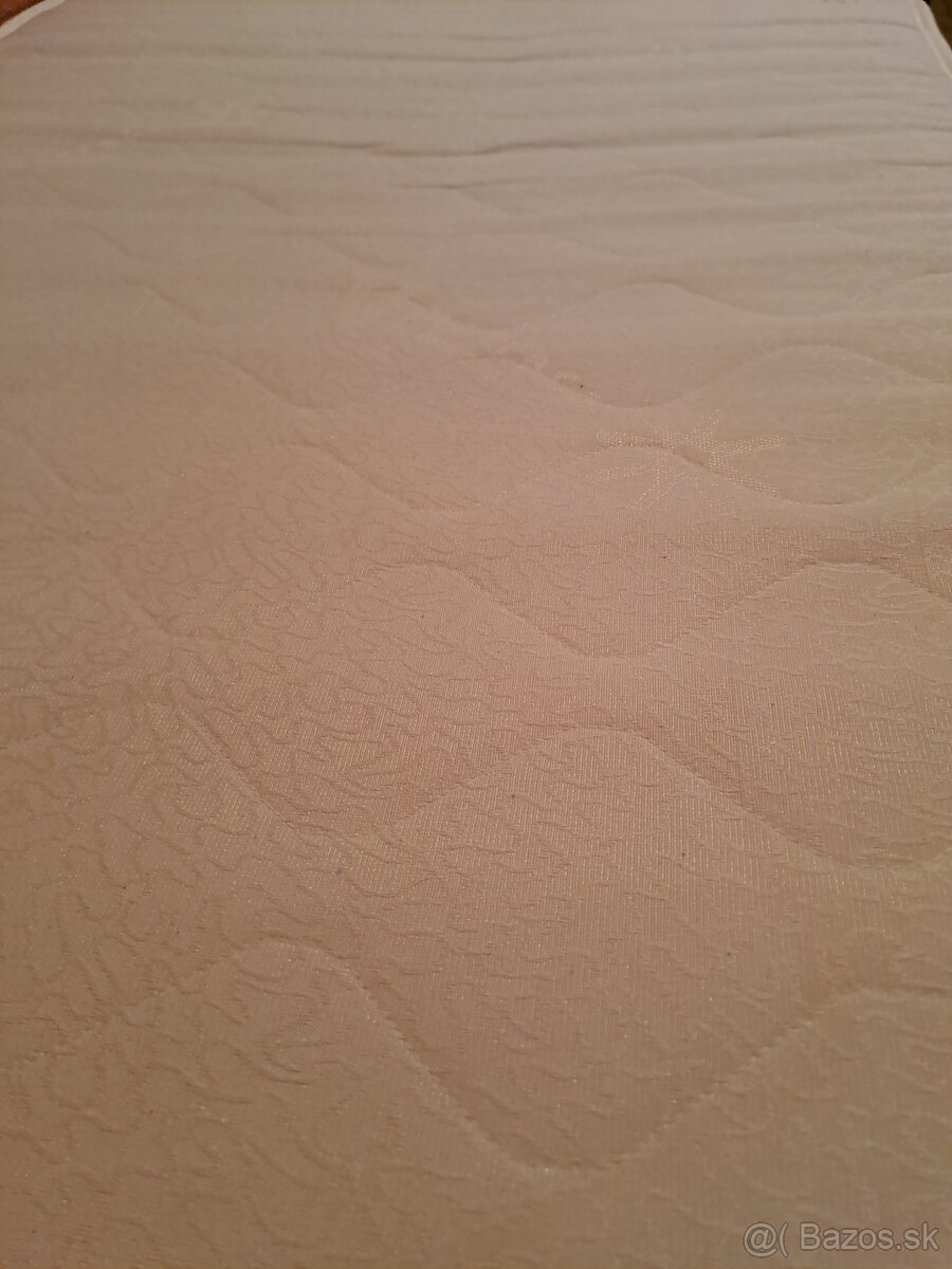 Predám postel s matracom - 5