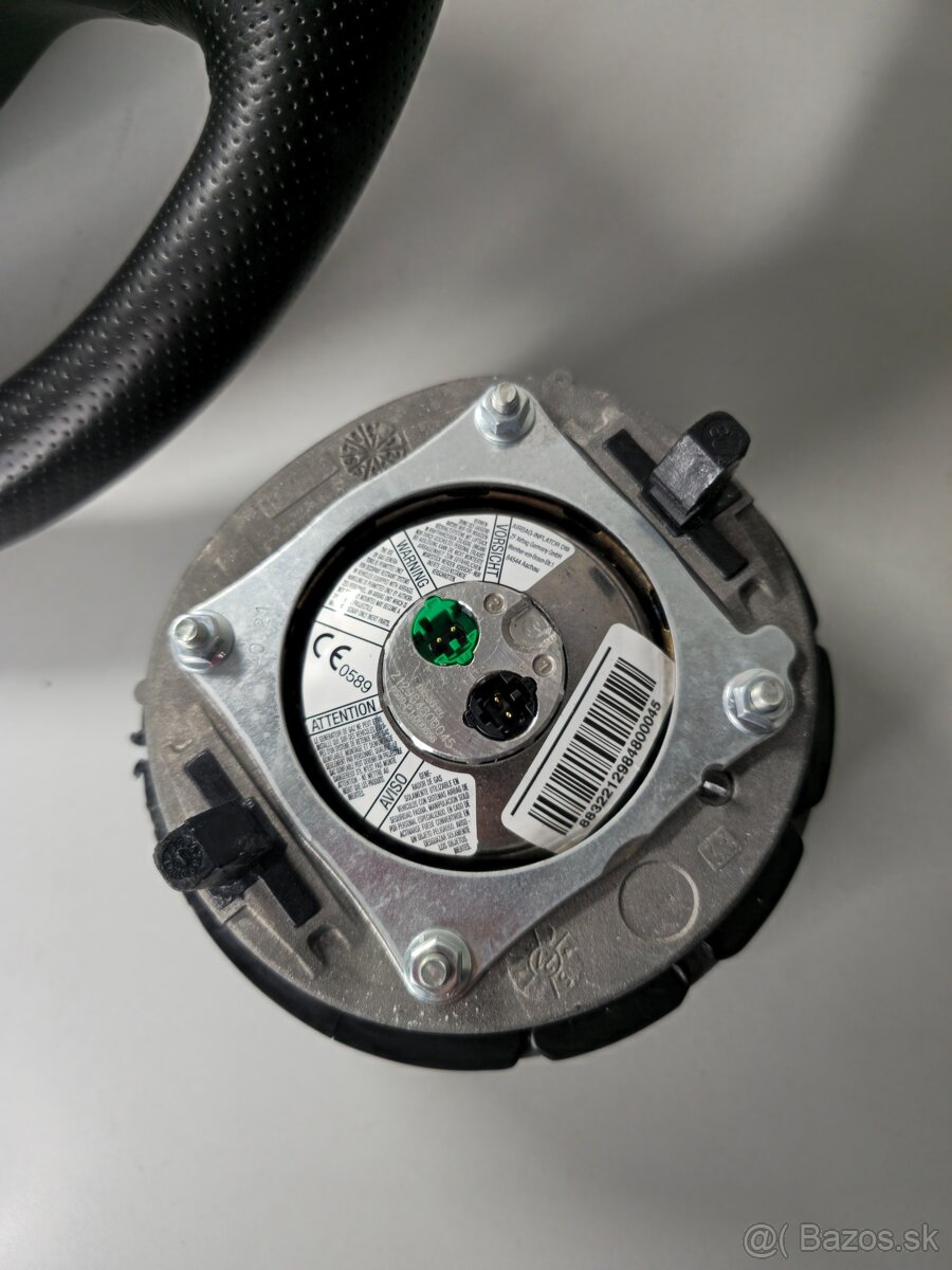 Športový kožený trojramenný volant BMW - 5