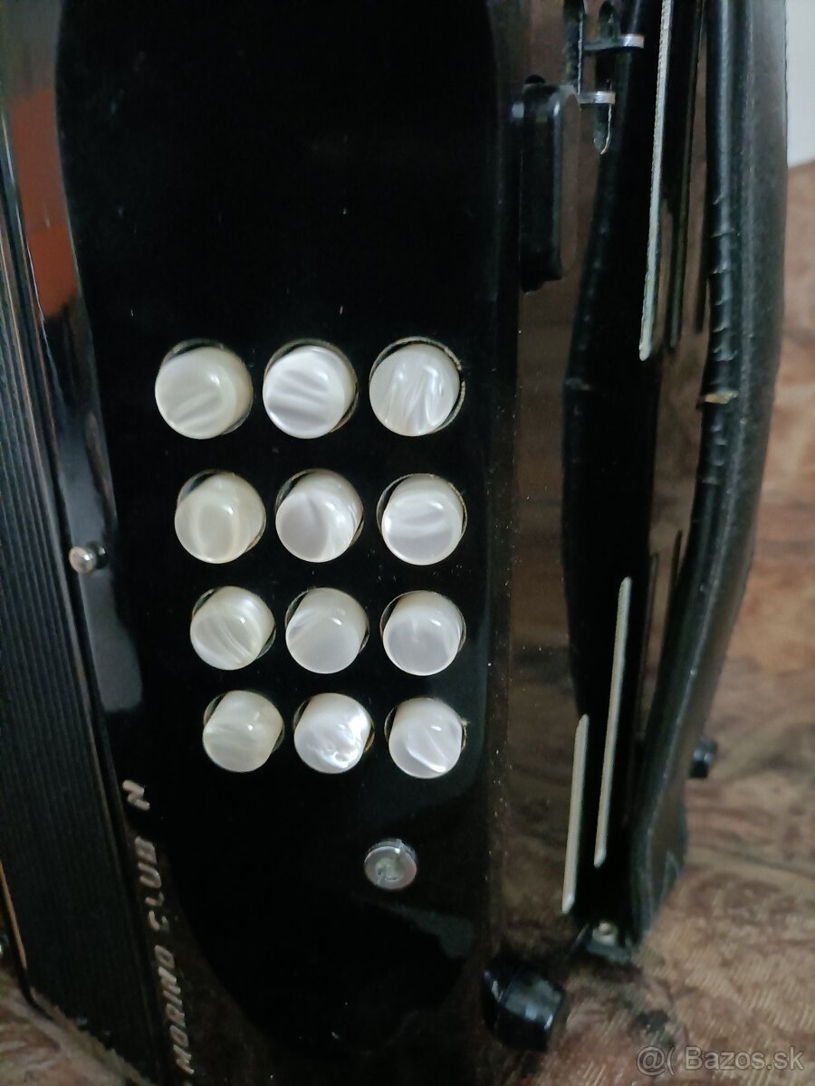 PREDÁM HELIGÓNKU - 5