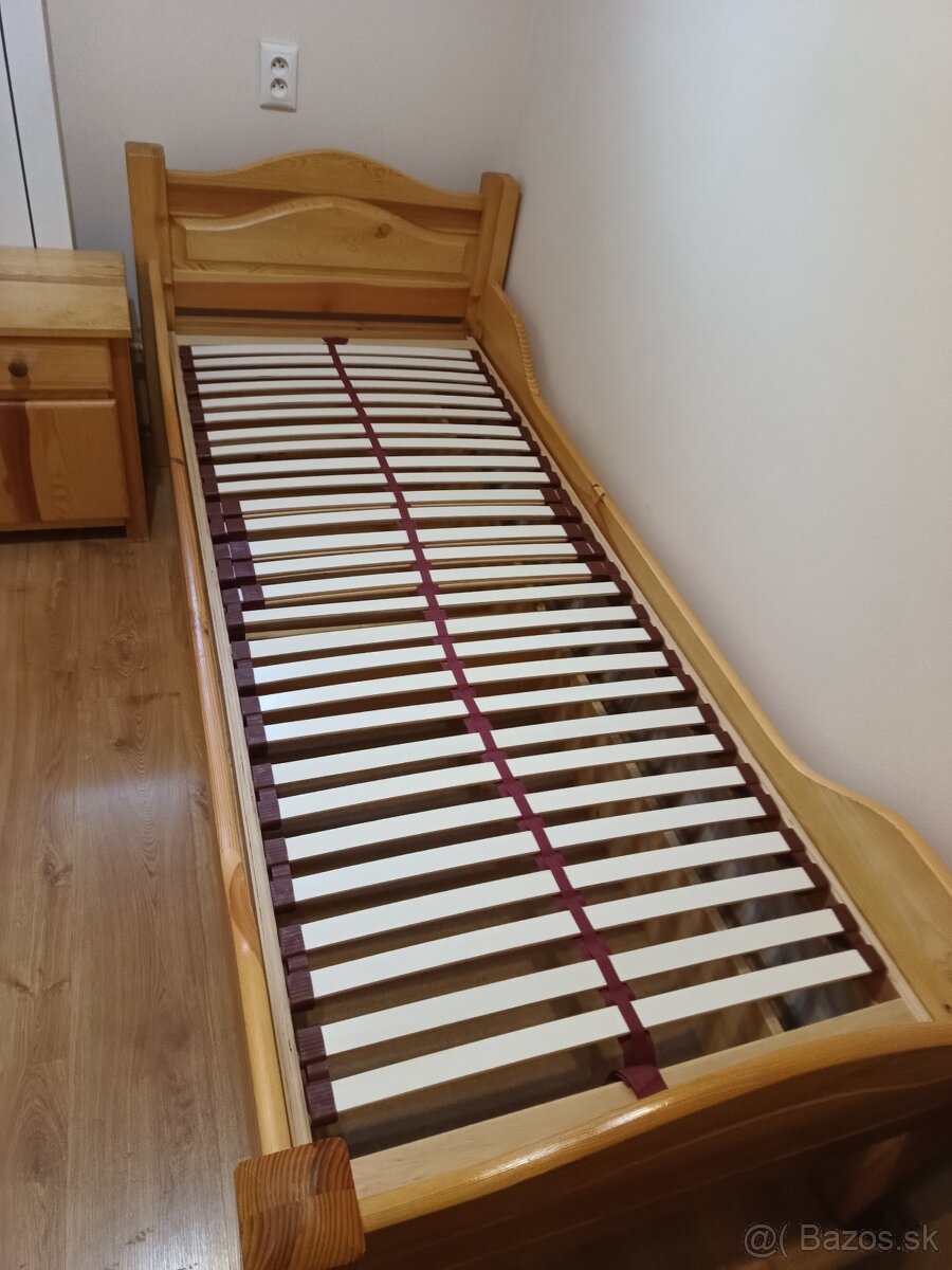 Posteľ s úložným priestorom borovica masiv+dva matrace j - 5