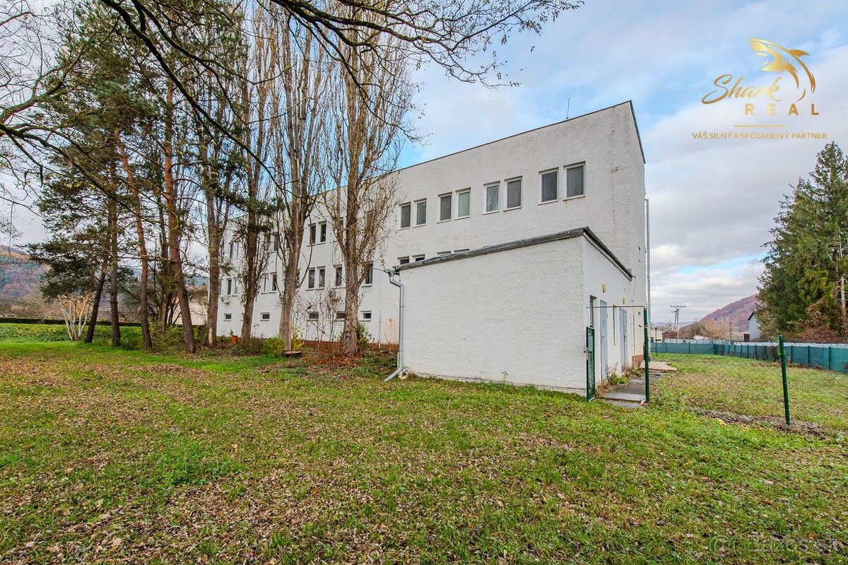 Na predaj ubytovací objekt v obci Koškovce – 26 izieb, parko - 5