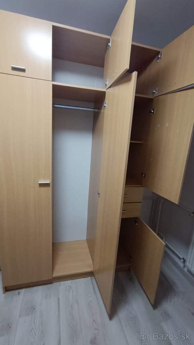 Skriňa REA od Drevony - 5