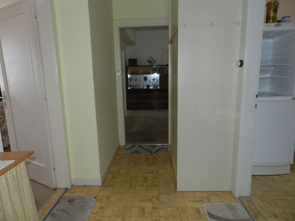 4-izbový tehlový byt v centre mesta, Rožňava - 5