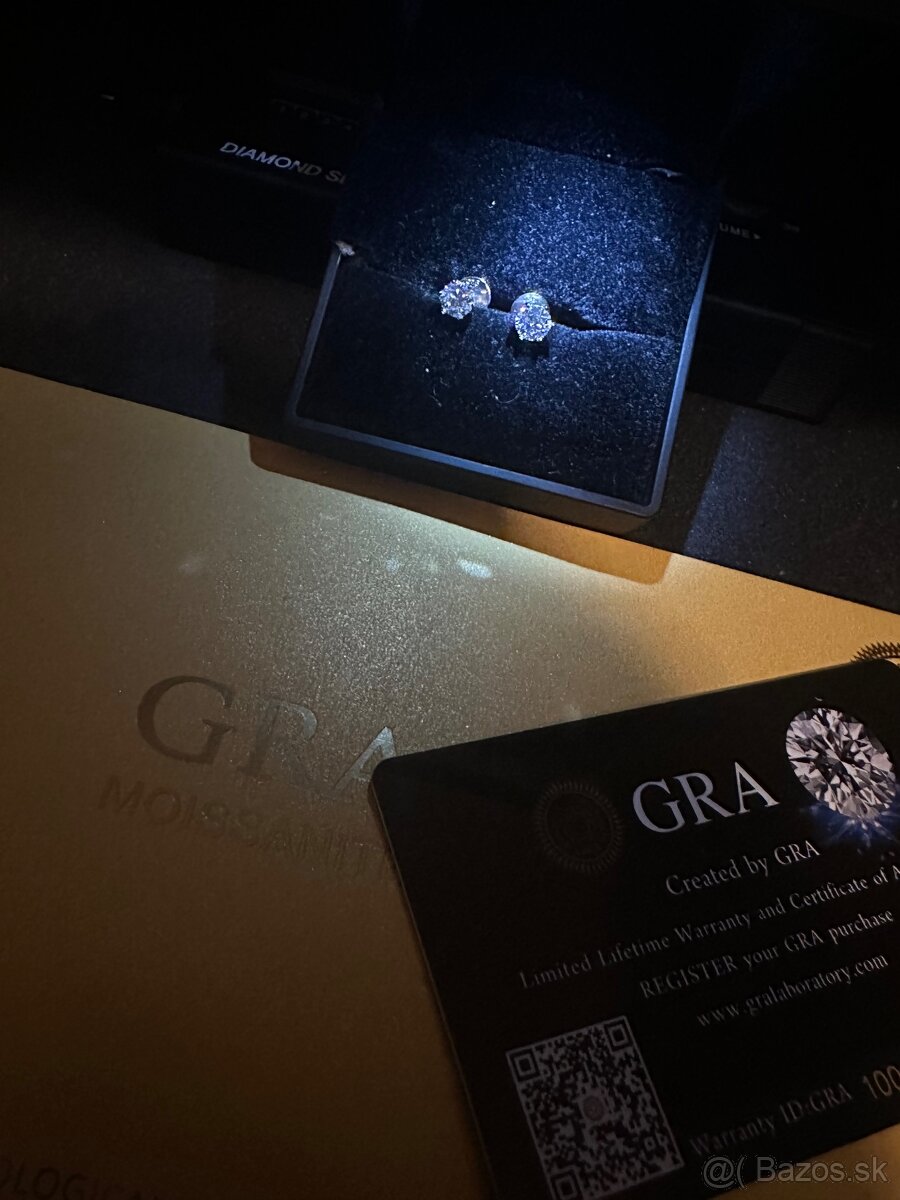 Strieborné náušnice osadené VVS1 diamantami(moissanitmi) - 5