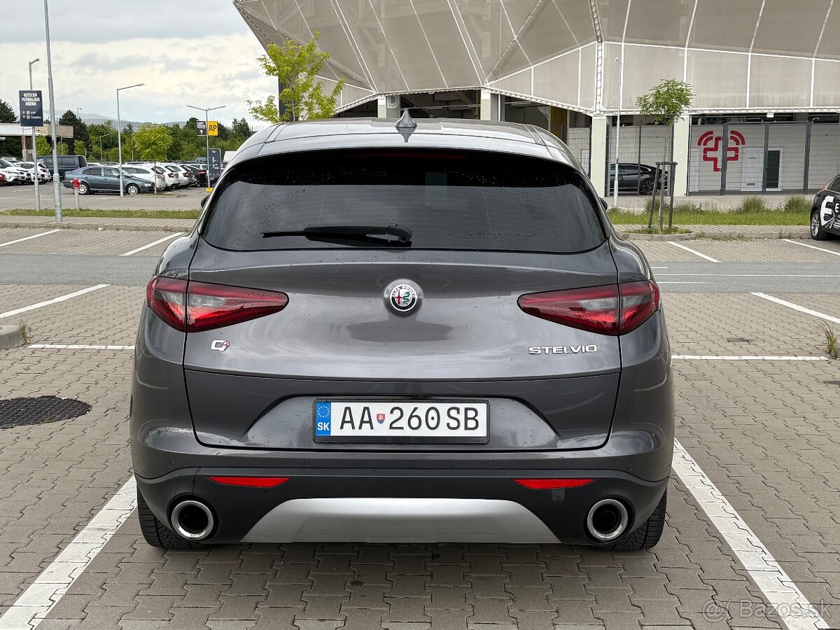 Alfa Romeo Stelvio 2.2 jtd 210 koni Q4 - 5