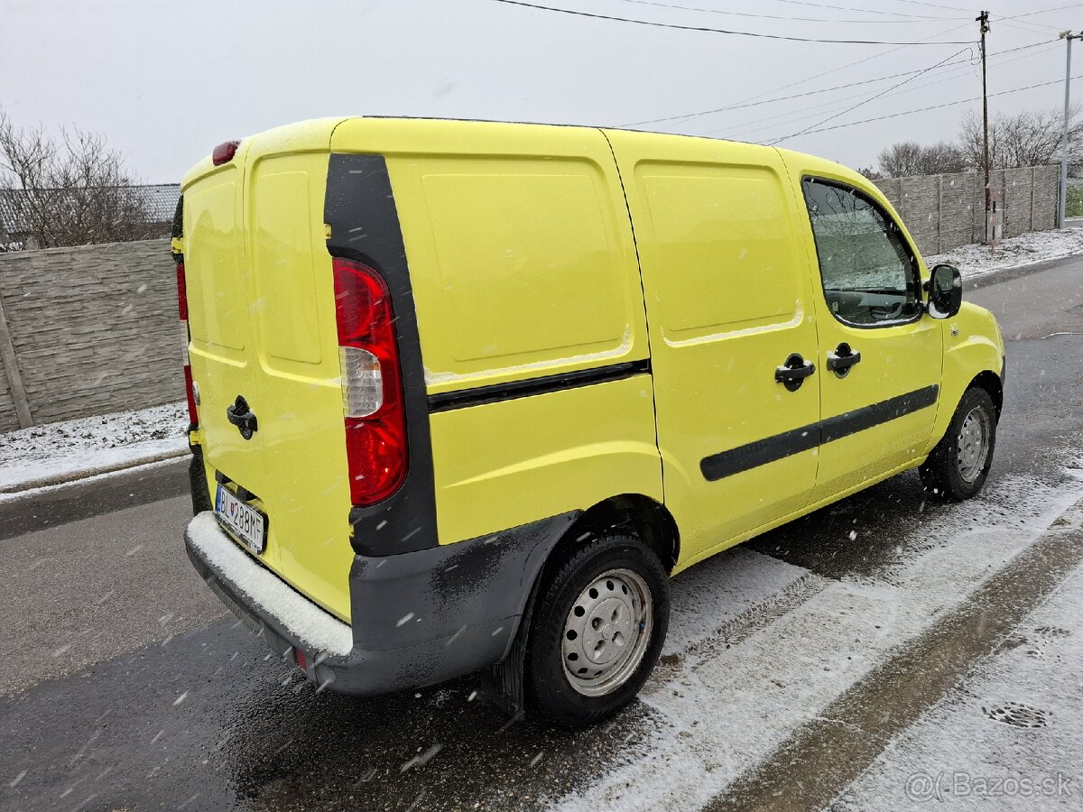 Fiat doblo 1.4i 2009 - 5