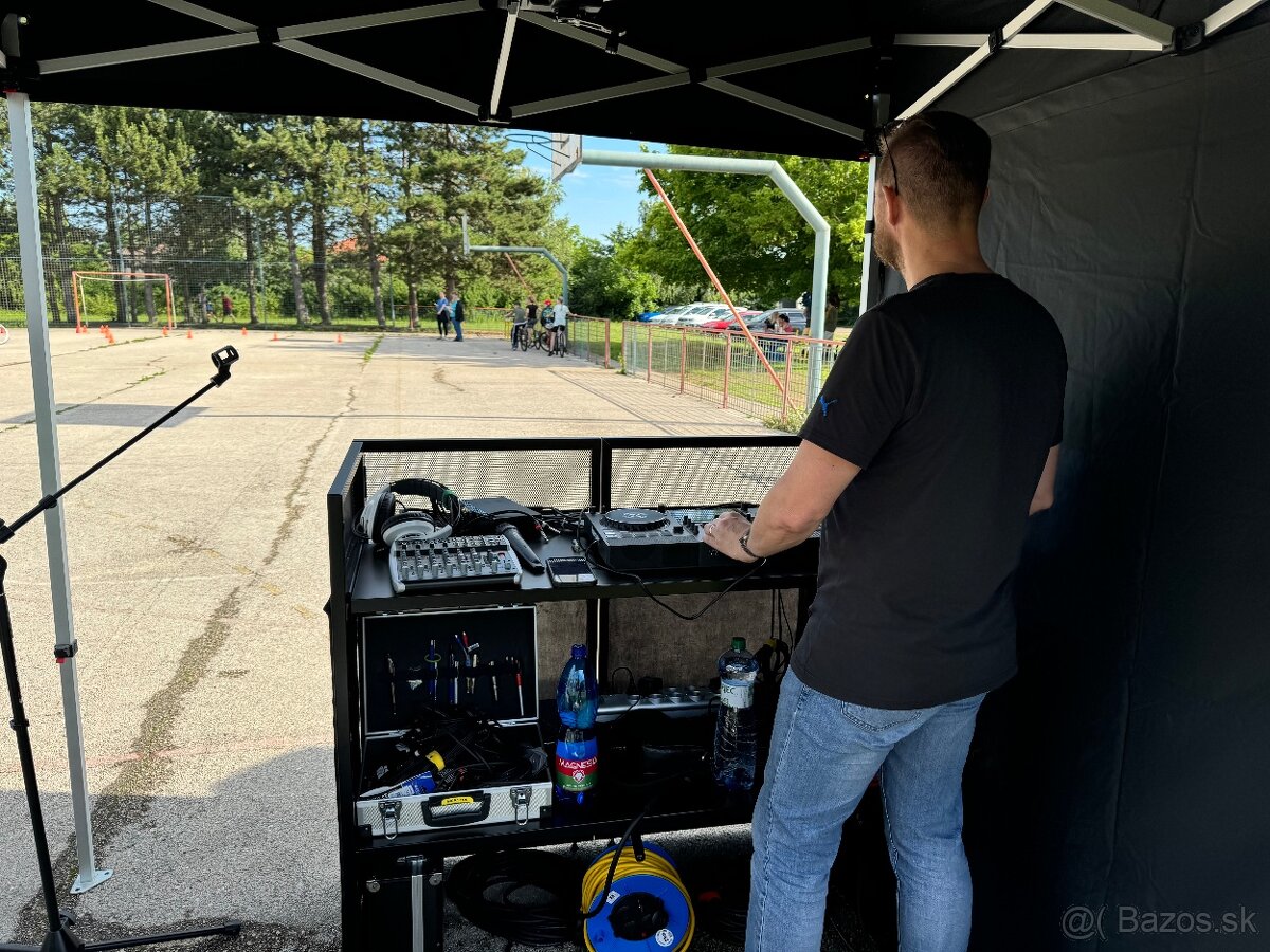 PRÍSTREŠOK PRE ZVUKÁRA - 5