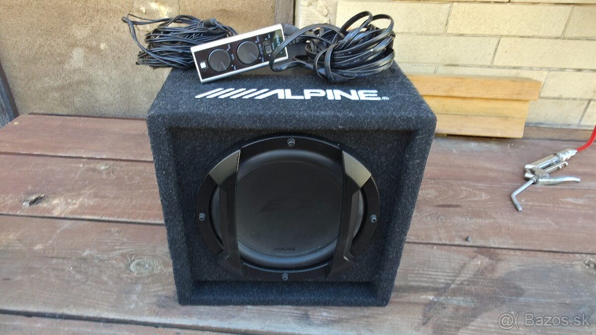 Predám Subwoofer ALPINE - 5